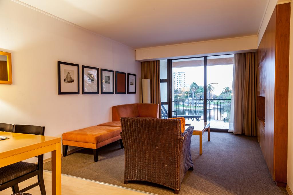 Island Club Hotel & Apartments - Accommodation images