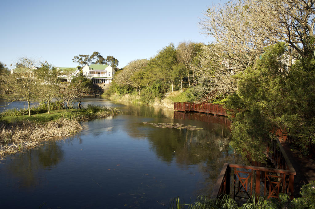 Quarry Lake Inn - Accommodation images