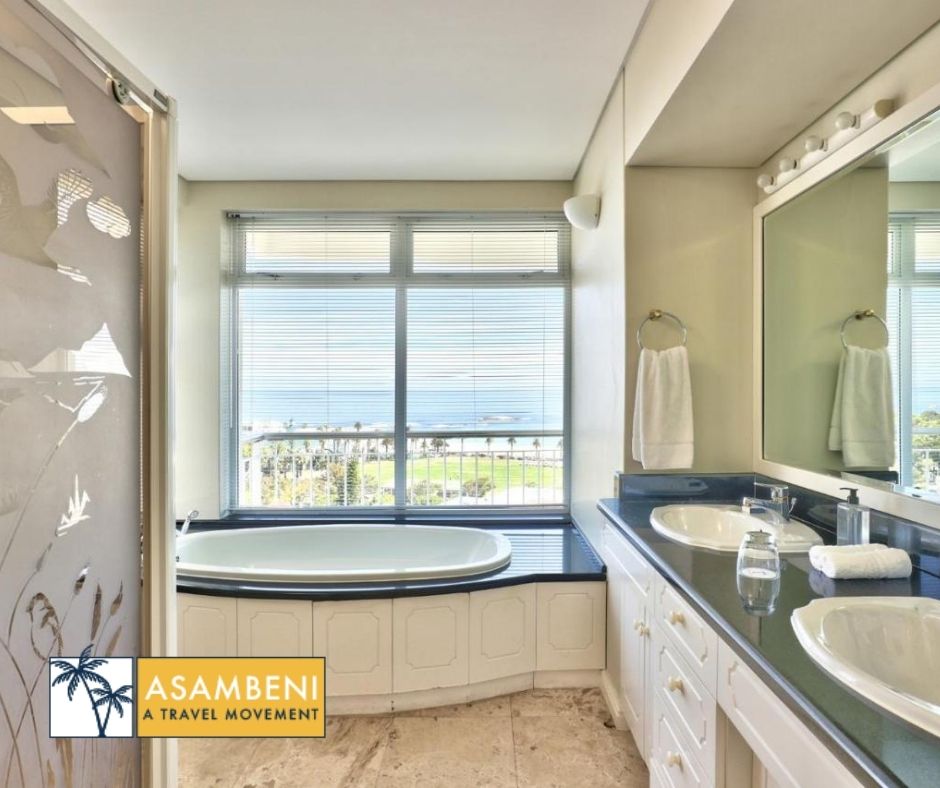 Tree Villa by Total Stay (Camps Bay) - Accommodation images