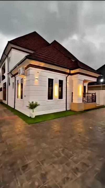 4bedroom to sale