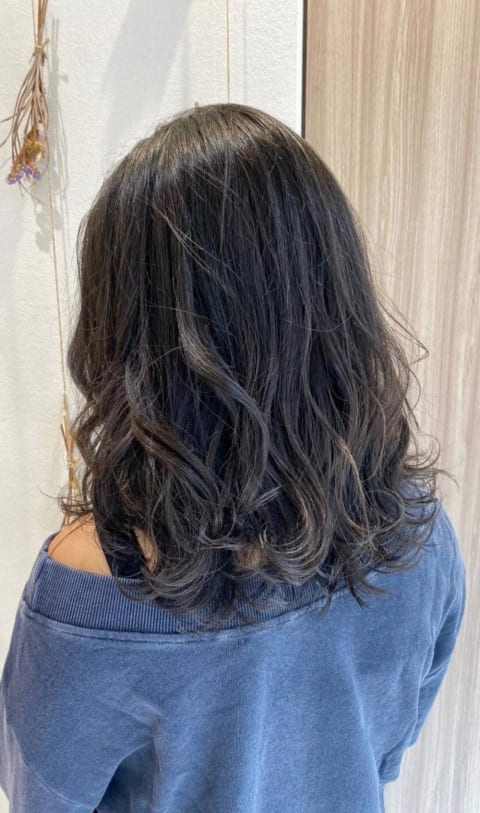 朝のスタイリングの時短に 低ダメージゆるふわデジタルパーマ ヘアカタログ Ash 幡ヶ谷店 丸茂 夏那 ヘアサロン 美容院 Ash オフィシャルサイト