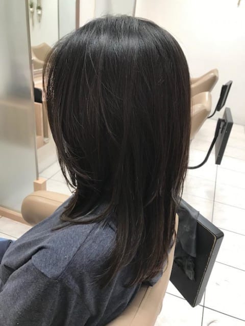 大人可愛いミディアムレイヤー ヘアカタログ Ash 国立店 横山 真由美 ヘアサロン 美容院 Ash オフィシャルサイト