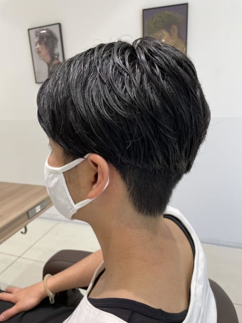 センターパート メンズのヘアカタログ一覧 ヘアサロン 美容院 Ash オフィシャルサイト センターパート メンズのヘアカタログ一覧 ヘアサロン 美容院 Ash オフィシャルサイト