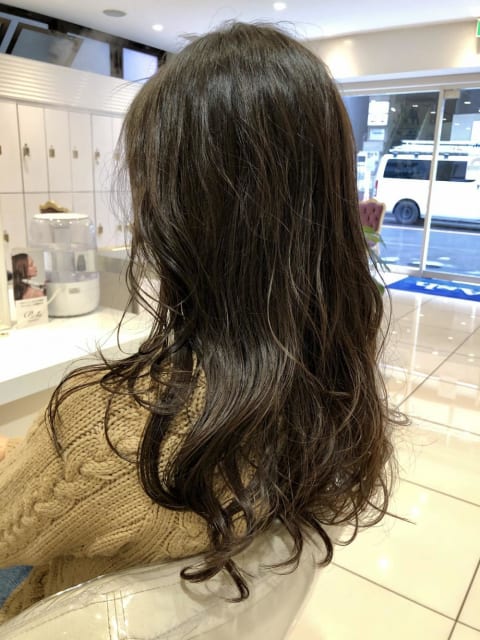 ロングレイヤーのヘアカタログ一覧 ヘアサロン 美容院 Ash オフィシャルサイト ロングレイヤーのヘアカタログ一覧 ヘアサロン 美容院 Ash オフィシャルサイト