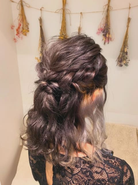 ハーフアップのヘアカタログ一覧 ヘアサロン 美容院 Ash オフィシャルサイト