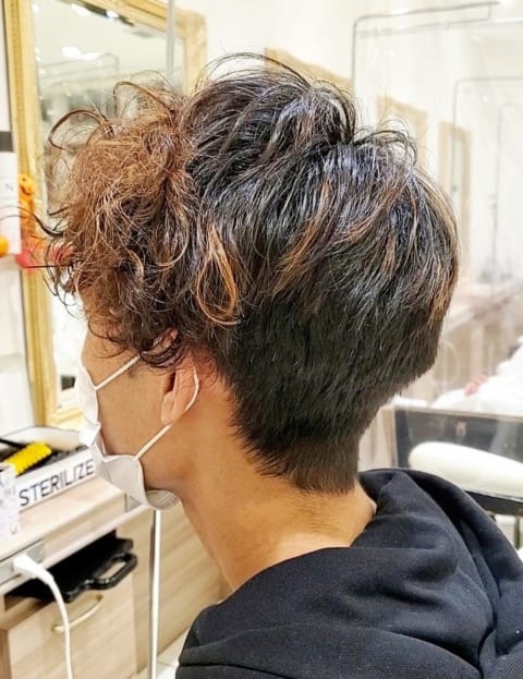 メンズカット パーマ ポイントパーマ アシンメトリー アシメパーマのヘアカタログ一覧 ヘアサロン 美容院 Ash オフィシャルサイト