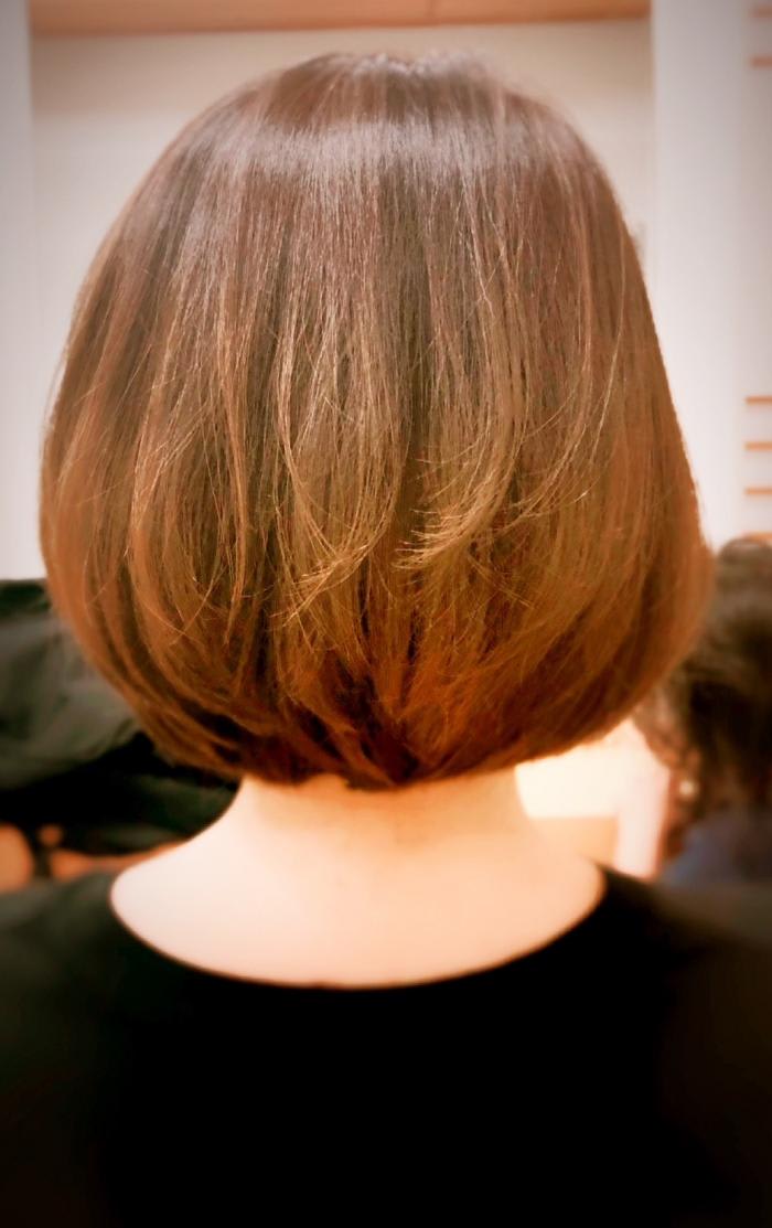 ストレートパーマ と 縮毛矯正 の違いを知って 艶サラヘアを手に入れちゃおう コラム Ash 関内店 荒木 晴香 Ash オフィシャルサイト