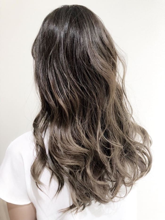 イルミナカラーが年齢問わず人気な理由 コラム Ash ひばりヶ丘店 真鍋 達也 Ash オフィシャルサイト