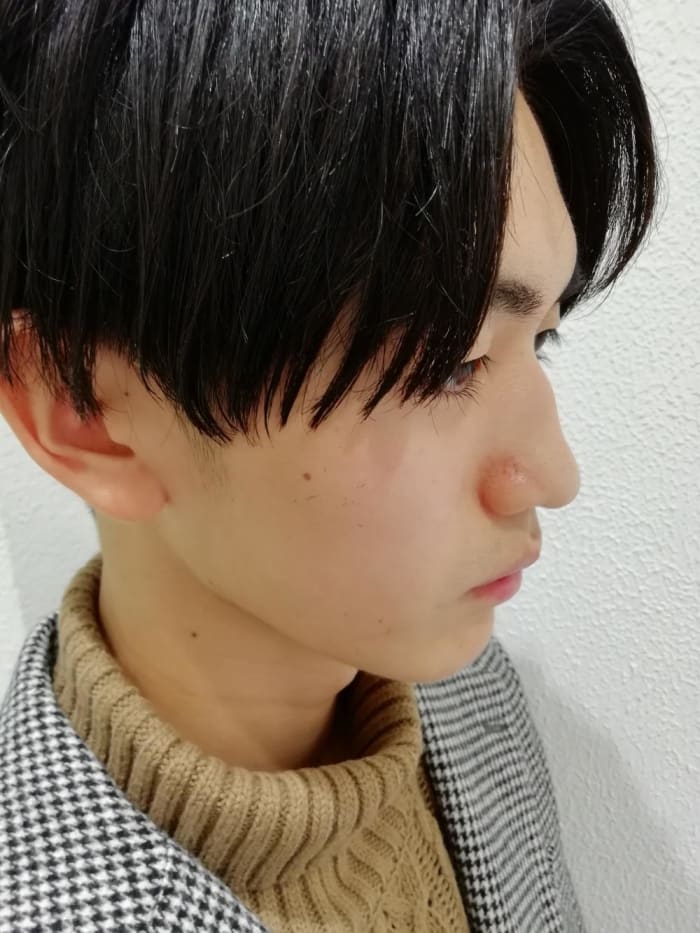 今お洒落上級者がみんなやってる センターパート って コラム Ash 元住吉店 木村 和人 Ash オフィシャルサイト