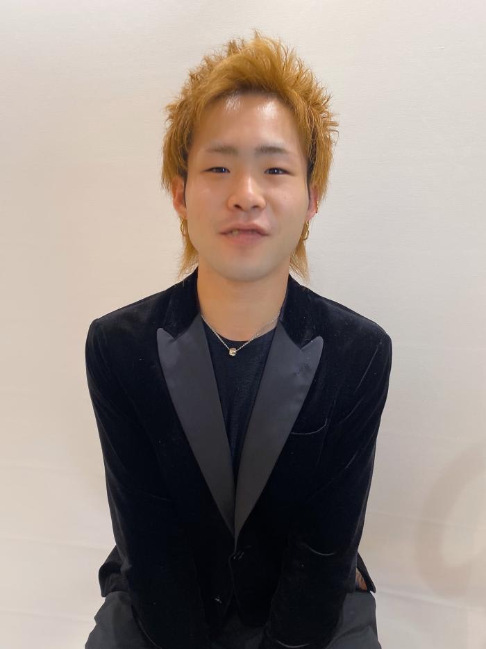 メンズの流行りならなんでも聞いてください メンズのお客様のみ ご予約はお電話にて受け付けております Ash 白楽店 湊 裕太