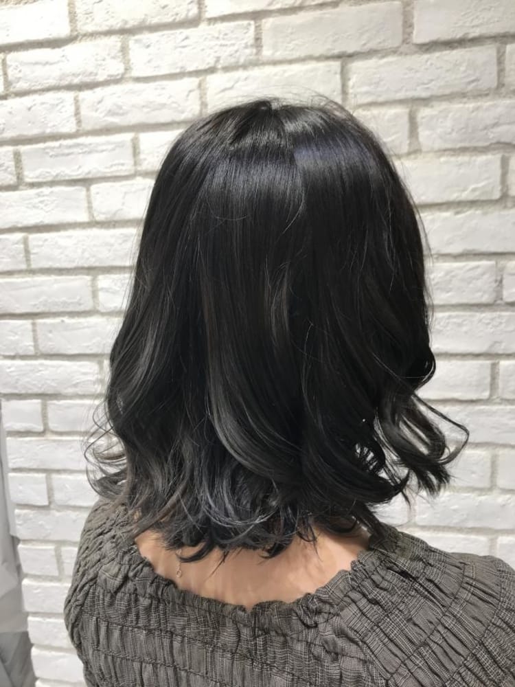 切りっぱなしボブ 外国人風グラデーションカラー ヘアカタログ Ash 戸田公園店 花木 洋斗 ヘアサロン 美容院 Ash オフィシャルサイト