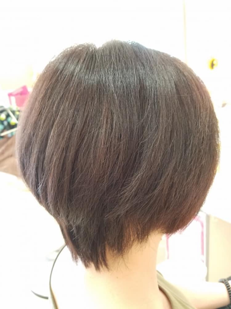 白髪も染まる艶カラー ブルーアッシュブラウン ショートボブ ヘアカタログ Ash 南万騎が原店 渡辺 侑樹 ヘアサロン 美容院 Ash オフィシャルサイト