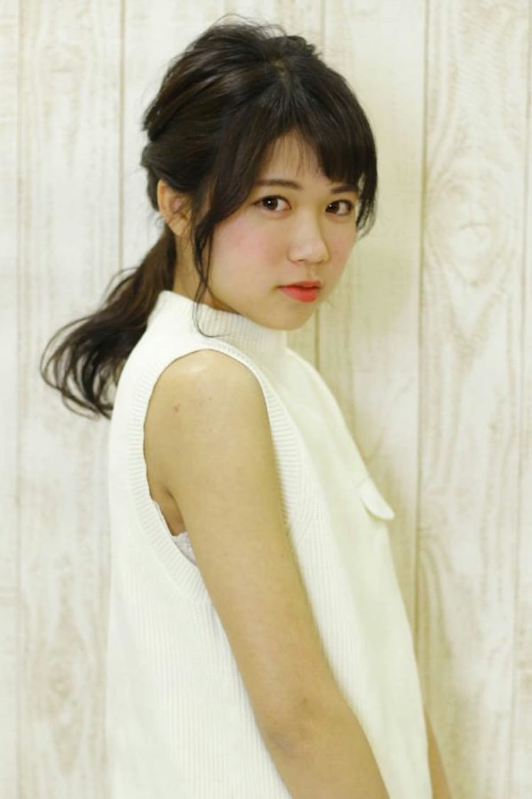 オトナな編み込みダウンスタイル ヘアカタログ Ash 十日市場店 相原 瞳 ヘアサロン 美容院 Ash オフィシャルサイト