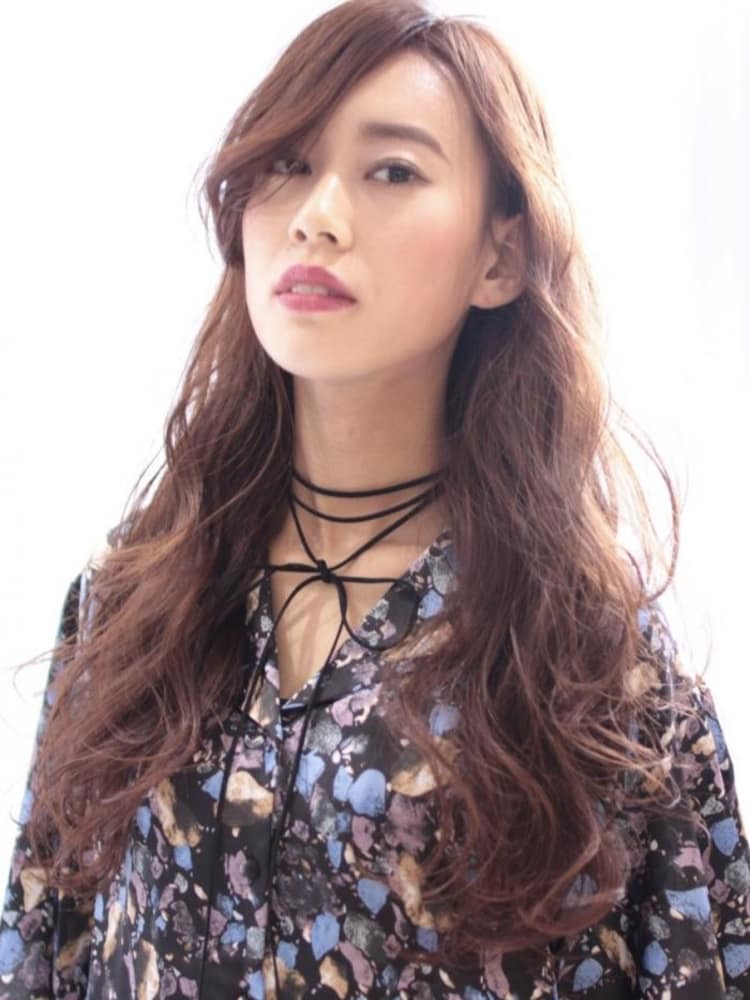 イルミナサファリのウェービーロング ヘアカタログ Ash 元住吉店 植本 琢 ヘアサロン 美容院 Ash オフィシャルサイト イルミナサファリのウェービーロング ヘアカタログ Ash 元住吉店 植本 琢 ヘアサロン 美容院 Ash オフィシャルサイト