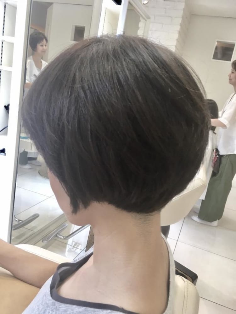 襟足短めのショートボブ ヘアカタログ Ash 吉祥寺店 長町 真樹 ヘアサロン 美容院 Ash オフィシャルサイト