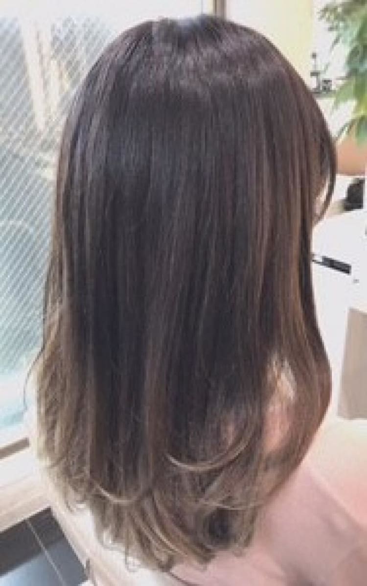 イルミナカラー ヌード グレージュグラデーションカラー ヘアカタログ Ash 大宮店 山崎 俊輔 ヘアサロン 美容院 Ash オフィシャルサイト