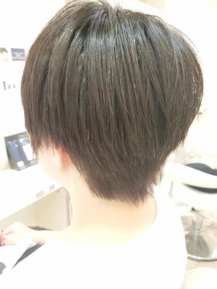 動きの出る縮毛矯正ショートスタイル ヘアカタログ Ash さがみ野店