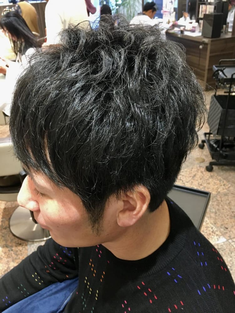 メンズ ポイントパーマでボリュームアップ ヘアカタログ Ash 町田駅前通り店 杉山 みよ ヘアサロン 美容院 Ash オフィシャルサイト