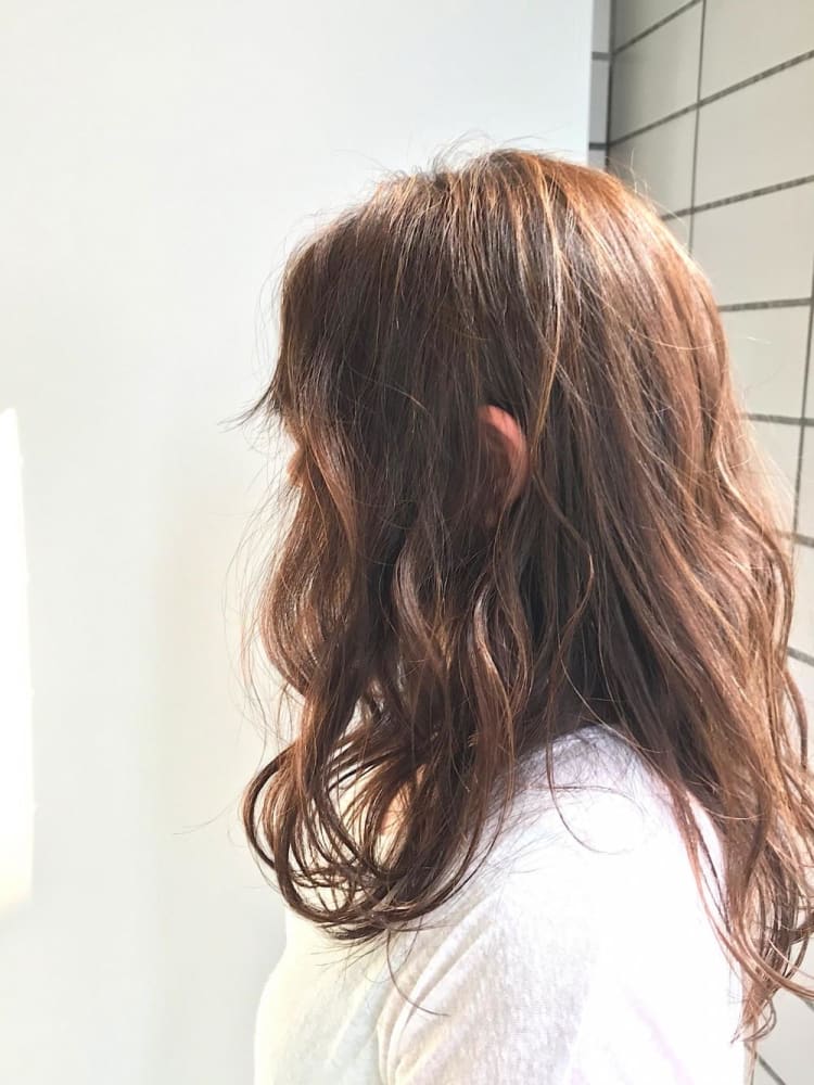 セミウェットなロングツヤパーマ ヘアカタログ Ash 高津店 北 早耶香 ヘアサロン 美容院 Ash オフィシャルサイト セミウェットなロングツヤパーマ ヘアカタログ Ash 高津店 北 早耶香 ヘアサロン 美容院 Ash オフィシャルサイト