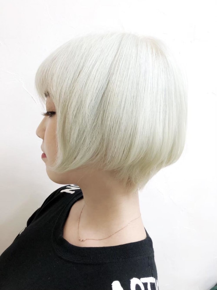 ハイトーンが映えるお洒落ショートボブ ヘアカタログ Ash 亀戸店 大杉 直樹 ヘアサロン 美容院 Ash オフィシャルサイト