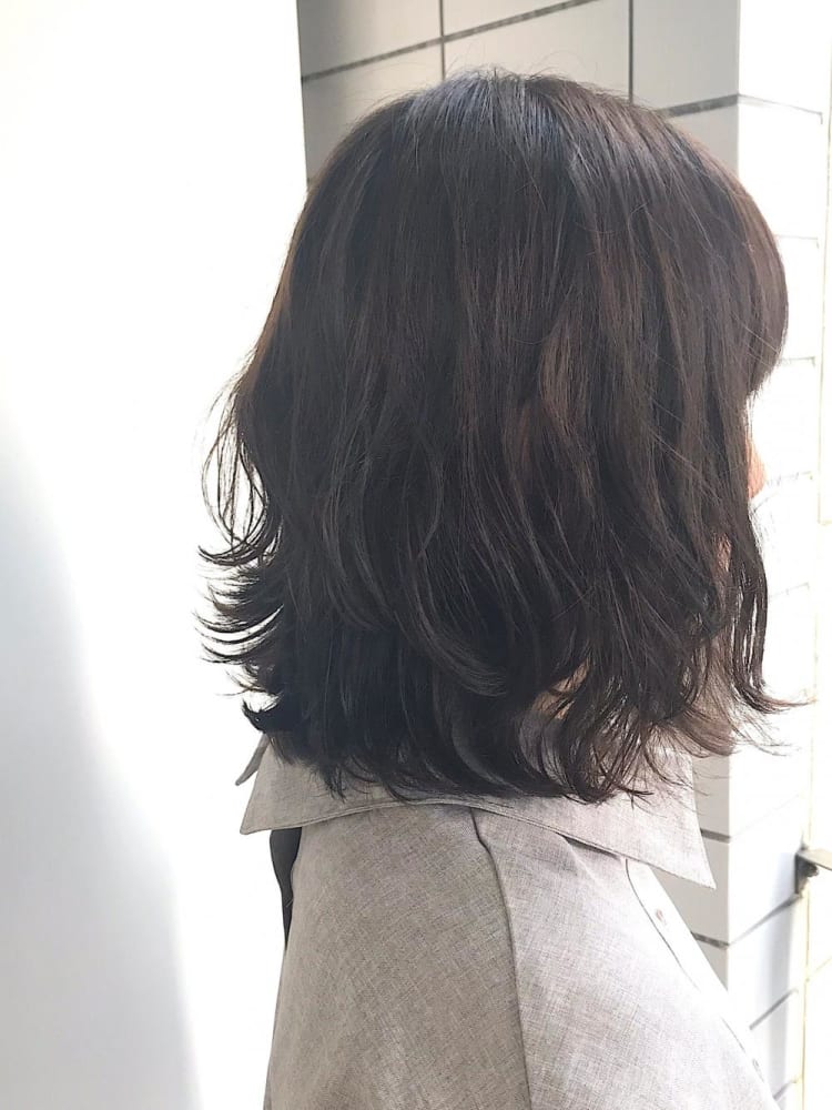 ミディアムユルはねウェーブスタイルミディアムスタイル ヘアカタログ Ash 高津店 北 早耶香 ヘアサロン 美容院 Ash オフィシャルサイト