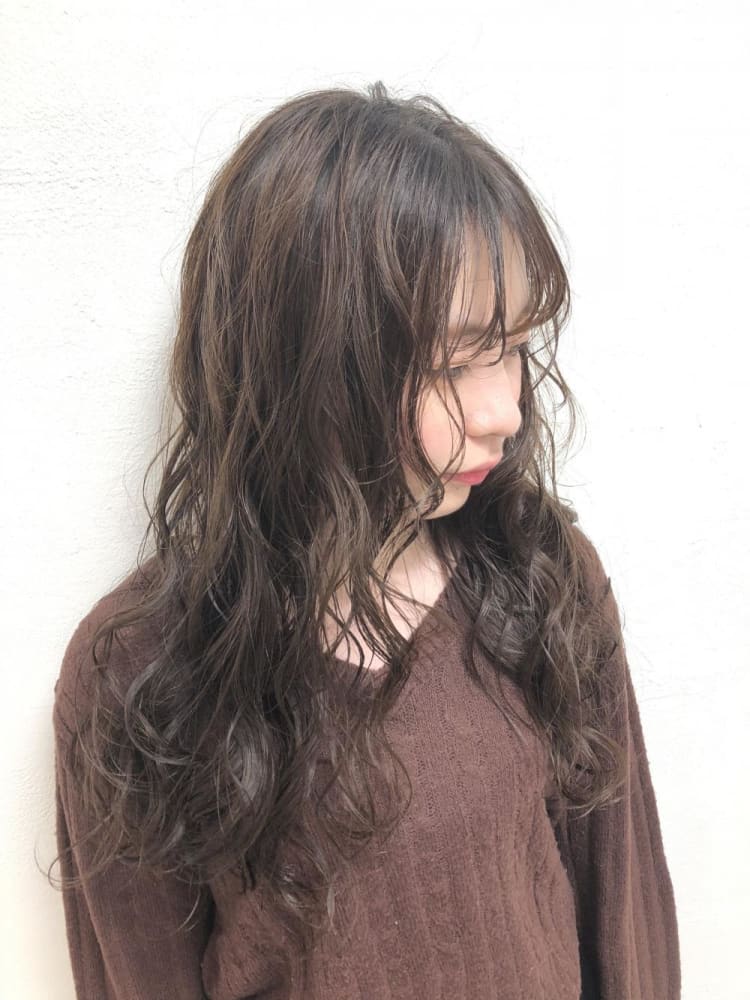 大人可愛いゆるふわ巻き髪 ヘアカタログ Ash 国立店 横浜 実奈 ヘアサロン 美容院 Ash オフィシャルサイト