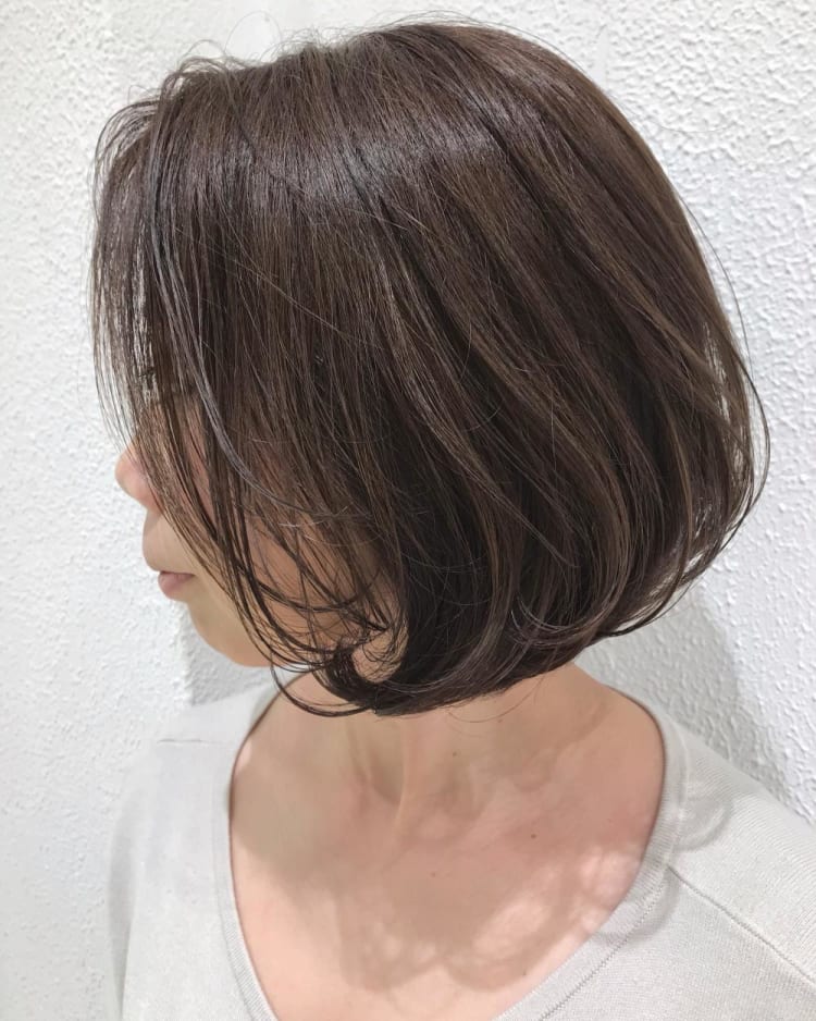 ハイライト イルミナカラー 前下がりボブ ヘアカタログ Ash 元住吉店 植本 琢 ヘアサロン 美容院 Ash オフィシャルサイト