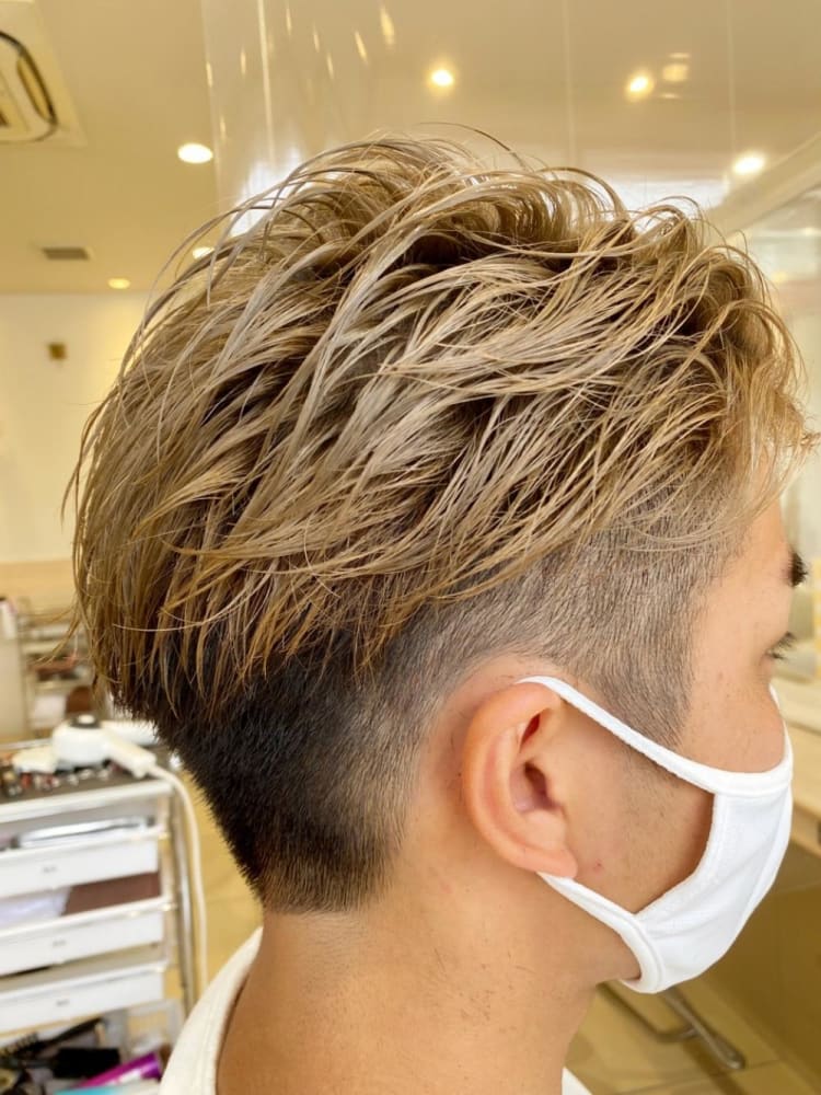 メンズ1番人気 アップバングショート ヘアカタログ Ash 三ツ境店 松本 亮 ヘアサロン 美容院 Ash オフィシャルサイト