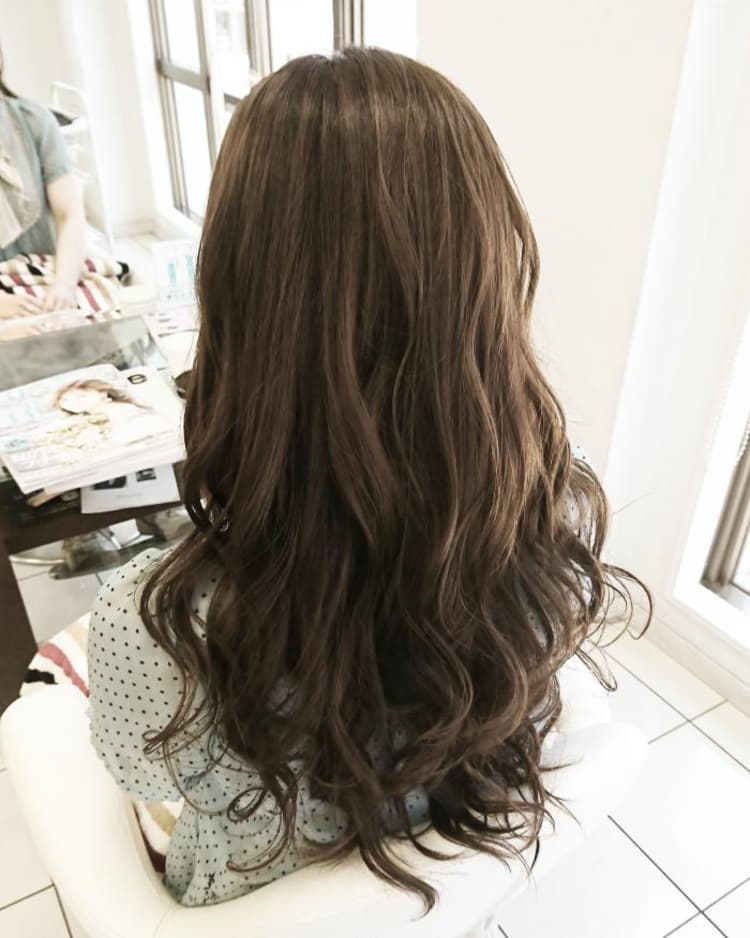 イルミナカラーで作る明るめグレージュ ヘアカタログ Ash 菊名店 上杉 一也 ヘアサロン 美容院 Ash オフィシャルサイト