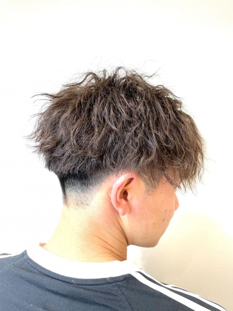 センターパート ツイストスパイラル ヘアカタログ Ash 町田駅前通り店 露木 智也 ヘアサロン 美容院 Ash オフィシャルサイト センターパート ツイストスパイラル ヘアカタログ Ash 町田駅前通り店 露木 智也 ヘアサロン 美容院 Ash オフィシャルサイト