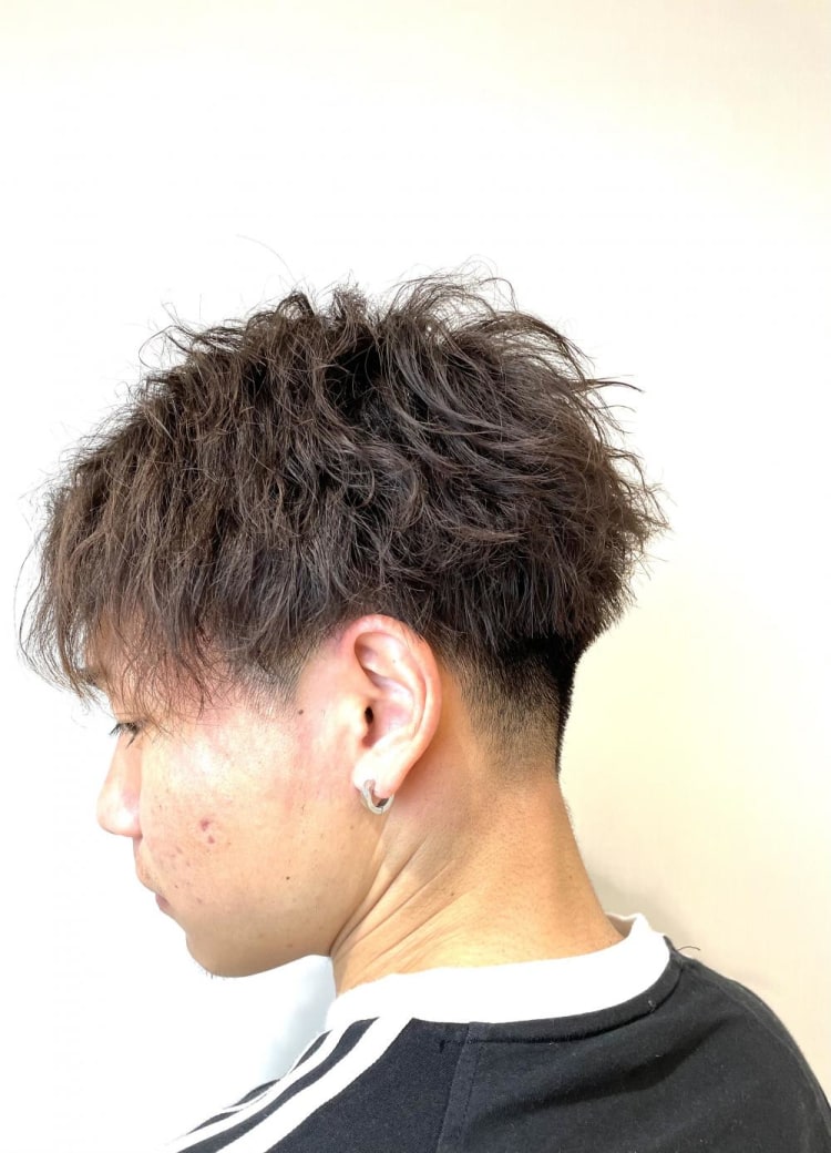 センターパート ツイストスパイラル ヘアカタログ Ash 町田駅前通り店 露木 智也 ヘアサロン 美容院 Ash オフィシャルサイト センターパート ツイストスパイラル ヘアカタログ Ash 町田駅前通り店 露木 智也 ヘアサロン 美容院 Ash オフィシャルサイト