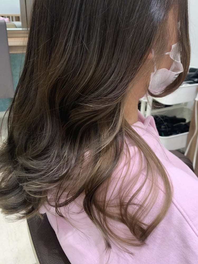 ミルクティーベージュ インナーカラー 可愛さ ヘアカタログ Ash 豊田店 渡邊 竜馬 ヘアサロン 美容院 Ash オフィシャルサイト ミルクティーベージュ インナーカラー 可愛さ ヘアカタログ Ash 豊田店 渡邊 竜馬 ヘアサロン 美容院 Ash オフィシャルサイト