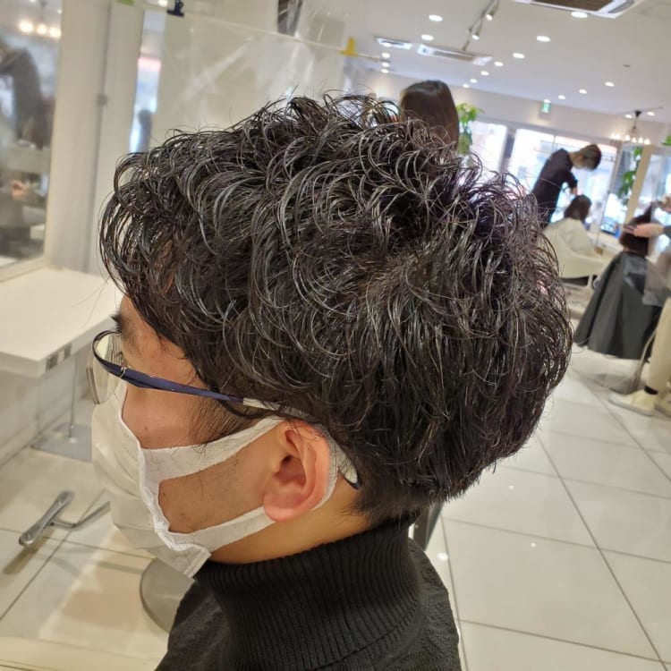 Men Sの春はパーマ Men Sカジュアルスパイラルパーマ ヘアカタログ Ash 武蔵小金井店 坂上 良謙 ヘアサロン 美容院 Ash オフィシャルサイト