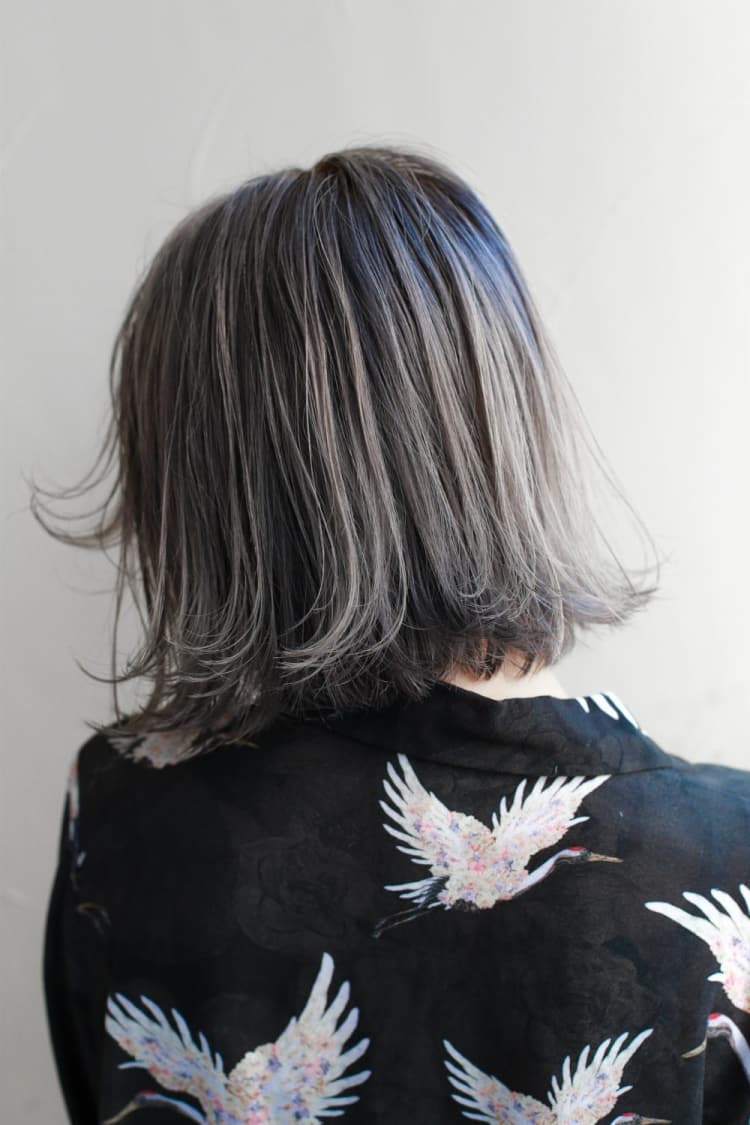 ハイトーングレージュ 外はねボブ ヘアカタログ Ash 中目黒店 高橋 臣介 ヘアサロン 美容院 Ash オフィシャルサイト