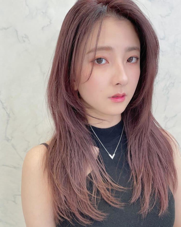 ストレート フェイスレイヤー ピンクベージュカラー ヘアカタログ Ash 大森店 千田 陽文 ヘアサロン 美容院 Ash オフィシャルサイト