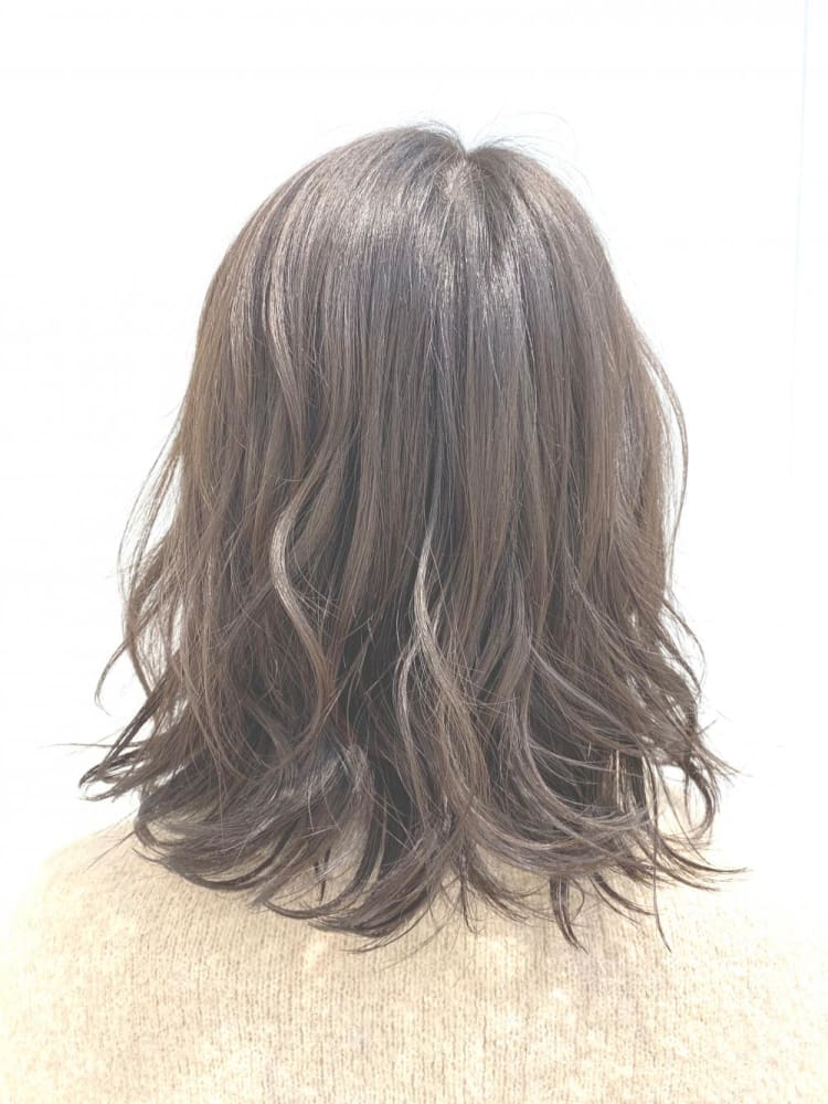透明感たっぷり スモークアッシュベージュ ヘアカタログ Naoki Hair Dressing 銀座店 平間 響 ヘアサロン 美容院 Ash オフィシャルサイト 透明感たっぷり スモークアッシュベージュ ヘアカタログ Naoki Hair Dressing 銀座店 平間 響 ヘアサロン 美容院 Ash オフィシャルサイト