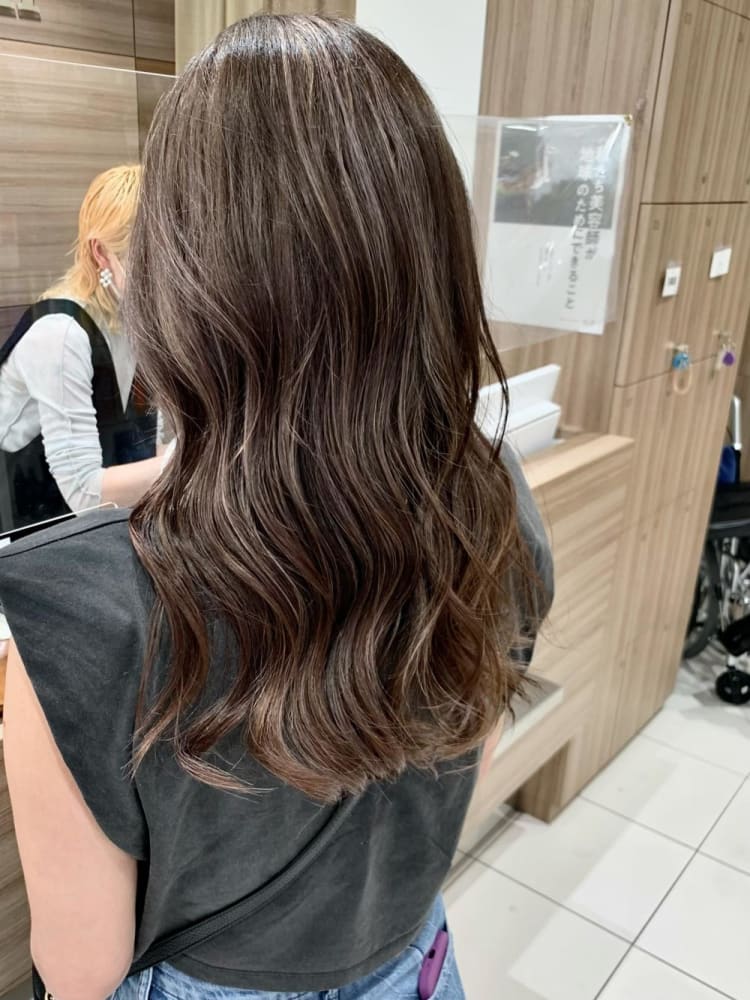 ハイライト アッシュグレー ヘアカタログ Ash 高円寺店 星野 玲奈 ヘアサロン 美容院 Ash オフィシャルサイト ハイライト アッシュグレー ヘアカタログ Ash 高円寺店 星野 玲奈 ヘアサロン 美容院 Ash オフィシャルサイト