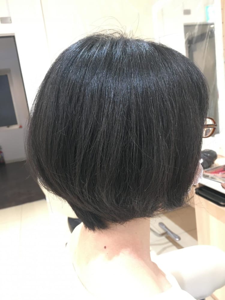 ショートボブ アイロンで簡単スタイリング ヘアカタログ Ash 町田駅前通り店 杉山 みよ ヘアサロン 美容院 Ash オフィシャルサイト ショートボブ アイロンで簡単スタイリング ヘアカタログ Ash 町田駅前通り店 杉山 みよ ヘアサロン 美容院 Ash オフィシャルサイト