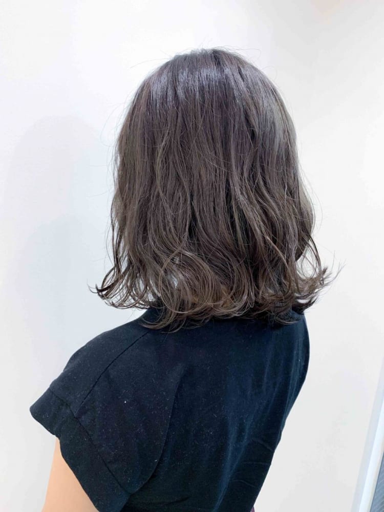 山川こだわりの 赤みを消した大人ハイライト 自然な仕上がりに ヘアカタログ Ash 二子玉川店 山川 春輝 ヘアサロン 美容院 Ash オフィシャルサイト