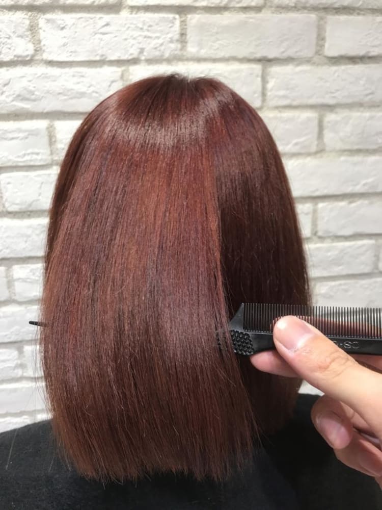 切りっぱなしボブ ブリーチ ボルドーパープル ヘアカタログ Ash 戸田公園店 花木 洋斗 ヘアサロン 美容院 Ash オフィシャルサイト