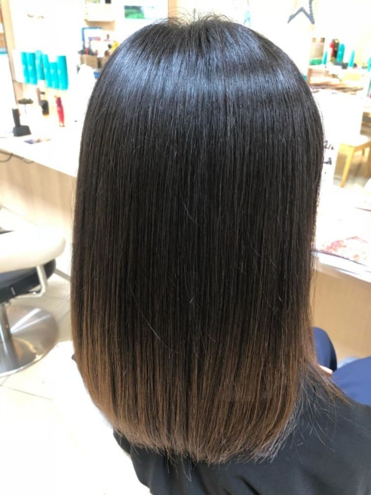 ミディアムグラデーション ヘアカタログ ヘアサロン 美容院 Ash