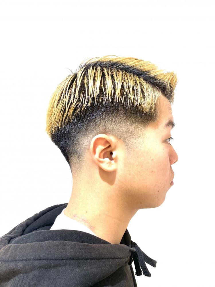 金髪 フェード ヘアカタログ Ash 町田駅前通り店 内野 光葉 ヘアサロン 美容院 Ash オフィシャルサイト 金髪 フェード ヘアカタログ Ash 町田駅前通り店 内野 光葉 ヘアサロン 美容院 Ash オフィシャルサイト
