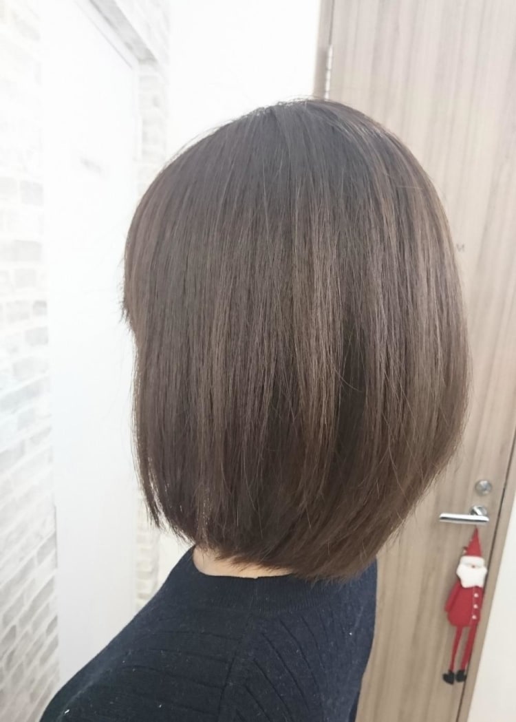 大人のミディアムストレート ヘアカタログ Ash 高円寺店 岡田 千英里 ヘアサロン 美容院 Ash オフィシャルサイト