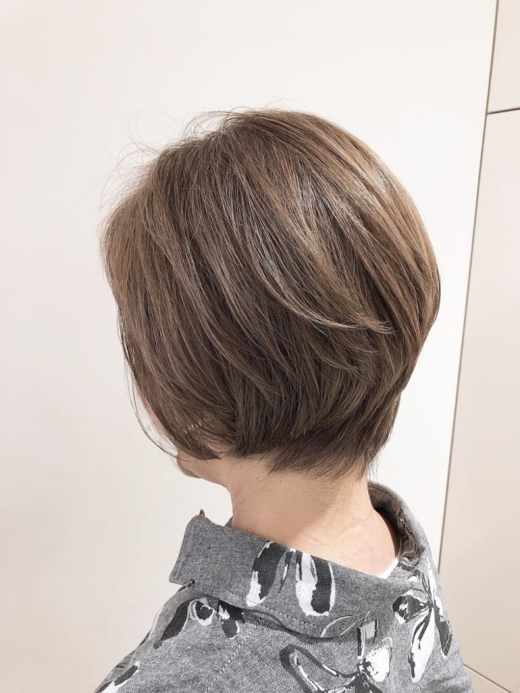 明るい白髪染め 気分上がるショート ヘアカタログ Ash 分倍河原店 鈴木 裕一郎 ヘアサロン 美容院 Ash オフィシャルサイト 明るい白髪染め 気分上がるショート ヘアカタログ Ash 分倍河原店 鈴木 裕一郎 ヘアサロン 美容院 Ash オフィシャルサイト