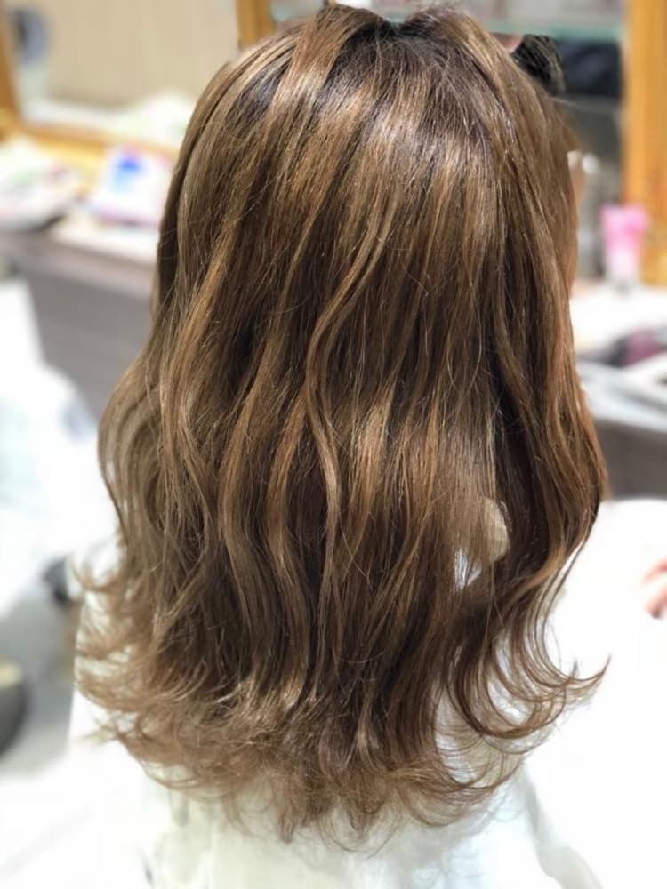 ブリーチなしハイライトカラー ハニーベージュ ヘアカタログ Ash 下丸子店 島袋 直之 ヘアサロン 美容院 Ash オフィシャルサイト