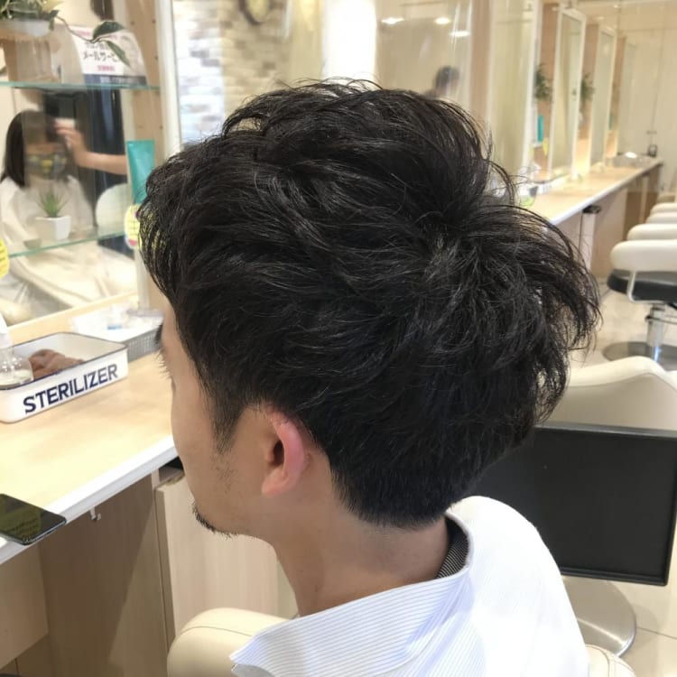 メンズショートパーマスタイル ヘアカタログ Ash 町田駅前通り店 家郷 直行 ヘアサロン 美容院 Ash オフィシャルサイト