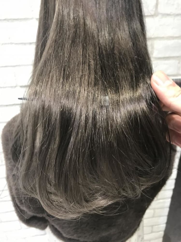 パールグレージュ グラデーションカラー ヘアカタログ Ash 戸田公園店 花木 洋斗 ヘアサロン 美容院 Ash オフィシャルサイト