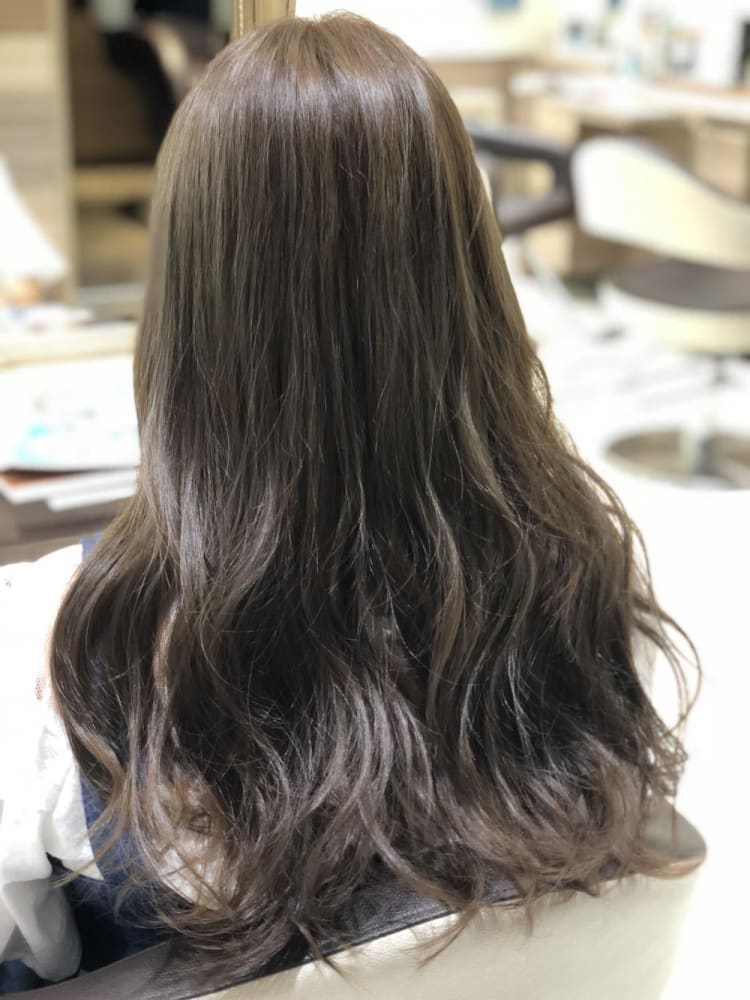 グレー系ベージュ ヘアカタログ Ash 町田駅前通り店 友常 拓道 ヘアサロン 美容院 Ash オフィシャルサイト グレー系ベージュ ヘアカタログ Ash 町田駅前通り店 友常 拓道 ヘアサロン 美容院 Ash オフィシャルサイト