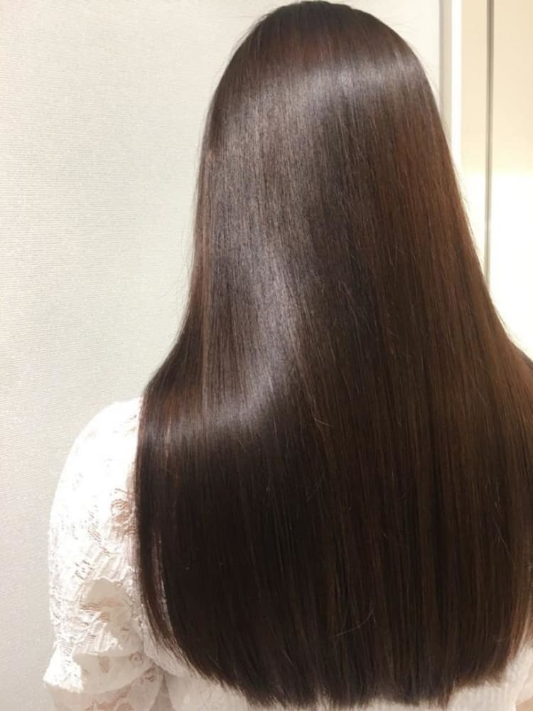 髪色で魅せるストレートロングヘア ヘアカタログ ヘアサロン 美容院 Ash オフィシャルサイト 髪色で魅せるストレートロングヘア ヘアカタログ ヘアサロン 美容院 Ash オフィシャルサイト