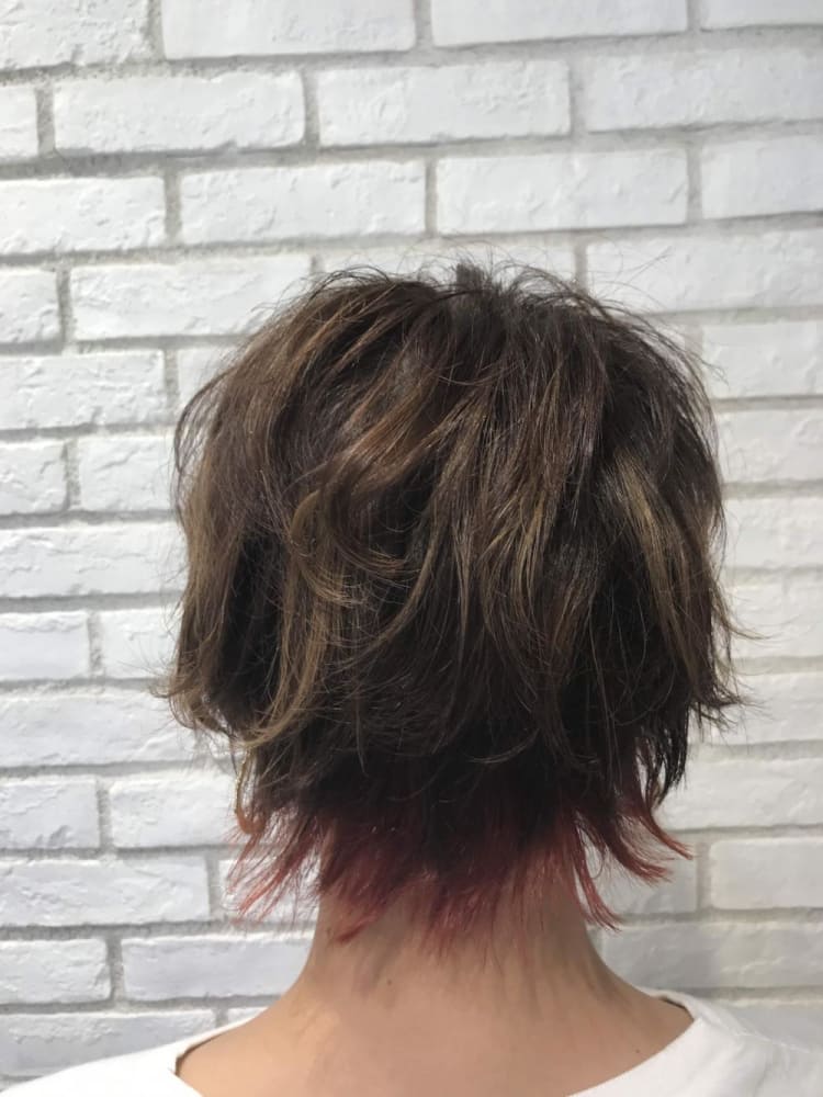 インナーカラーボルドー グレージュハイライトカラー ヘアカタログ Ash 戸田公園店 花木 洋斗 ヘアサロン 美容院 Ash オフィシャルサイト